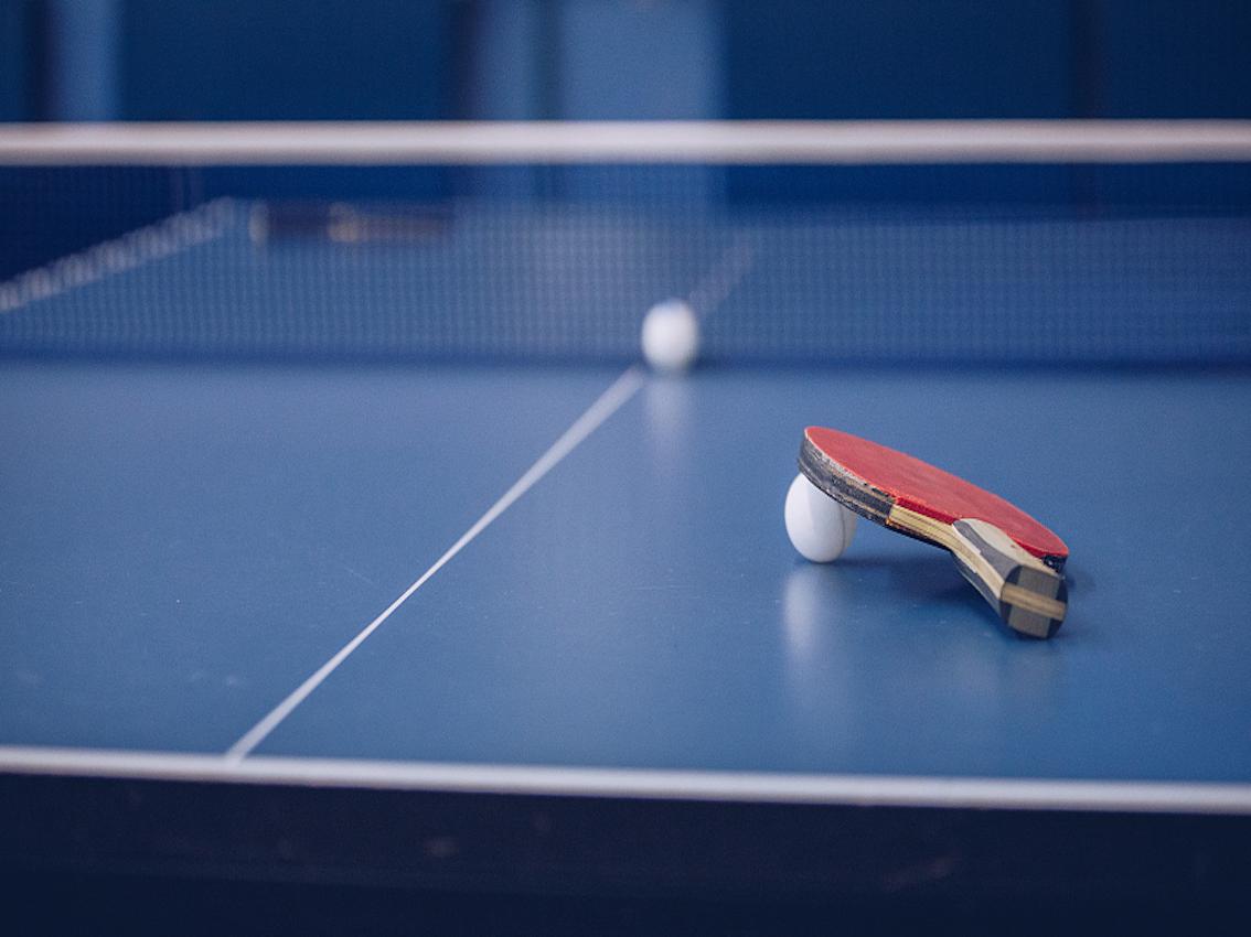 Disco Table Tennis